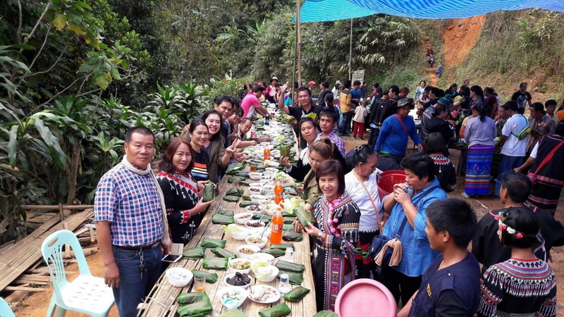Travel photograph selected for Lahu Hill Tribe destination guide.