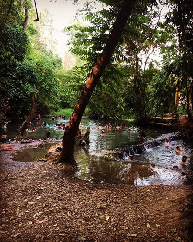 Travel photograph selected for Sai Ngam Hot Spring destination guide, Sai Ngam Hot Spring main article view 3 2