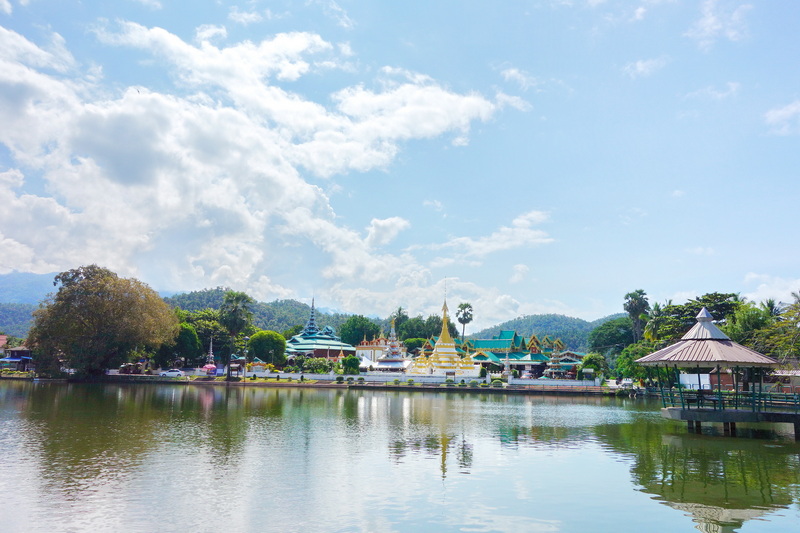 Travel photograph selected for Wat Chong Kham and Wat Chong Klang destination guide.